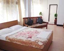 deluxe-room